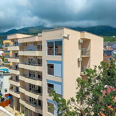 Saraj 4* Podgorica