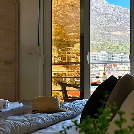 Hotel Saraj 4*
