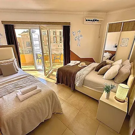 Saraj Hotel