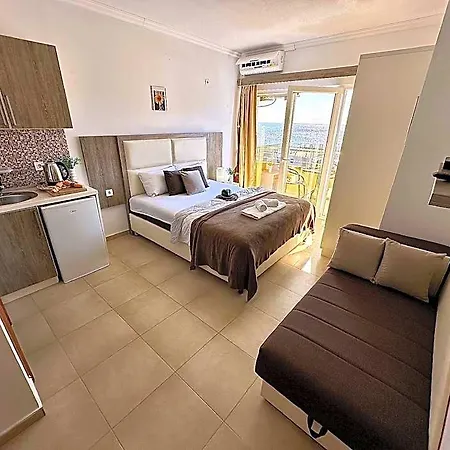 Saraj Hotel