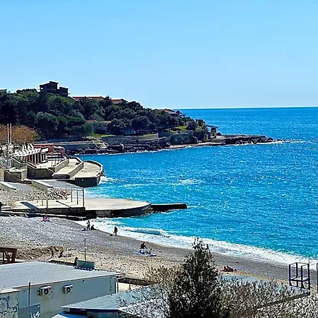 Hotel Saraj 4*